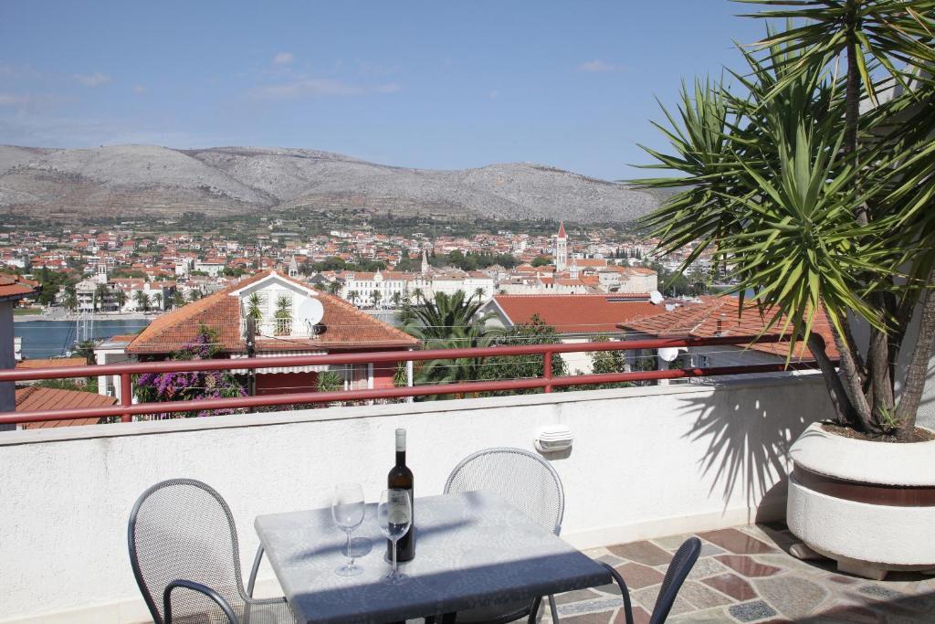 Apartments Kudelik Trogir Kamer foto